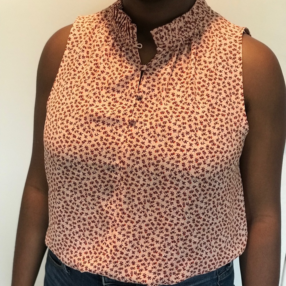 LOFT medium floral sleeveless top NWT